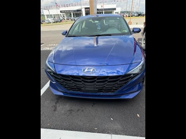 Used 2023 Hyundai Elantra SEL w/ Convenience Package FWD image 23