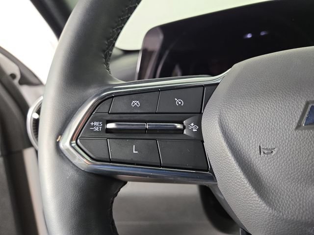 Used 2025 Chevrolet Equinox LT AWD/4WD image 22