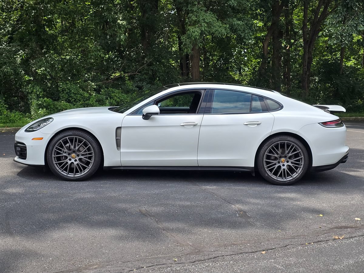 Used 2023 Porsche Panamera 4 Platinum Edition w/ Assistance Package AWD/4WD image 3