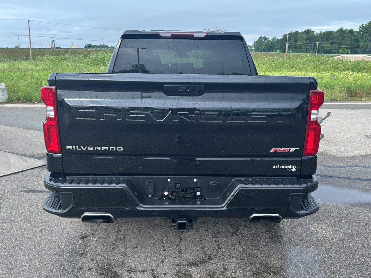 Used 2023 Chevrolet Silverado 1500 RST w/ Z71 Off-Road Package AWD/4WD image 4