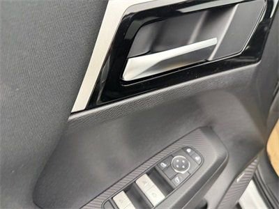 New 2026 Mitsubishi Outlander ES image 14