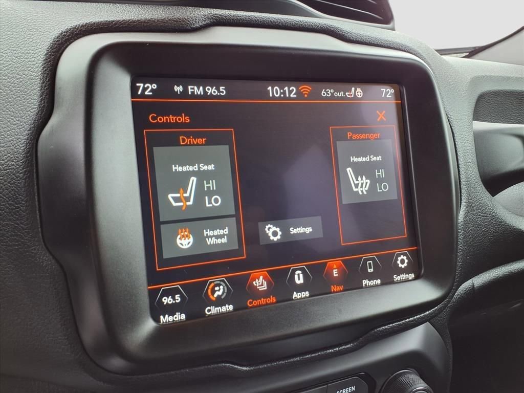 Used 2021 Jeep Renegade Latitude image 16