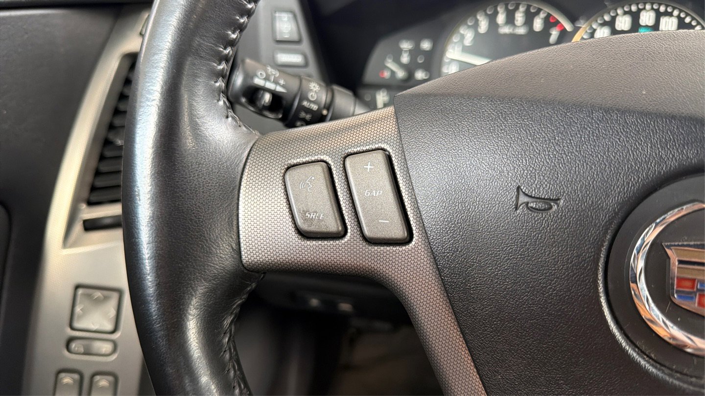 Used 2004 Cadillac XLR RWD image 24