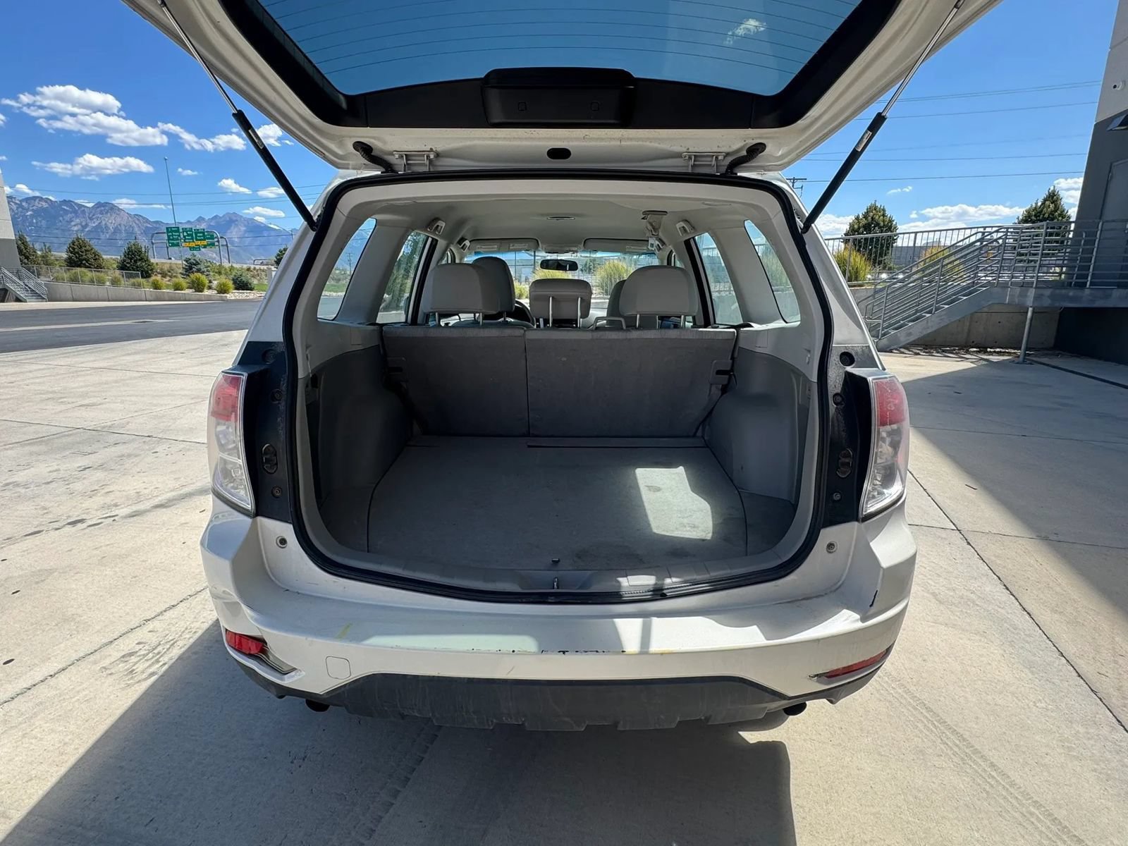 Used 2010 Subaru Forester 2.5X AWD/4WD image 15