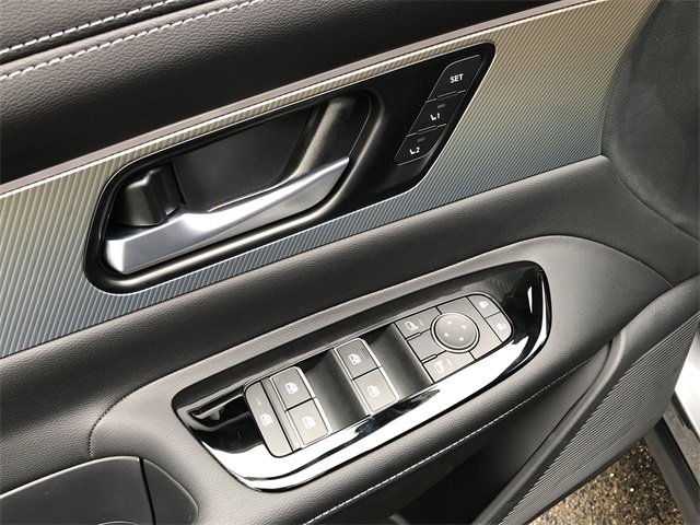 Certified 2025 Nissan Murano SL image 24