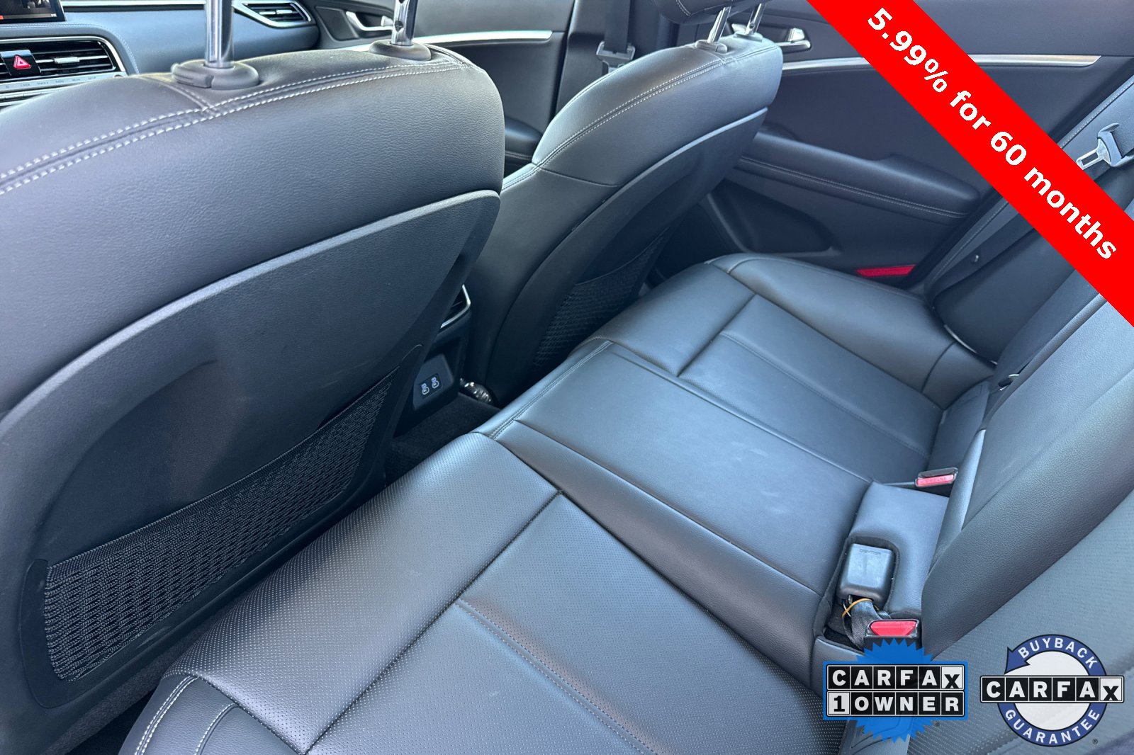 Used 2025 Genesis G70 2.5T image 12