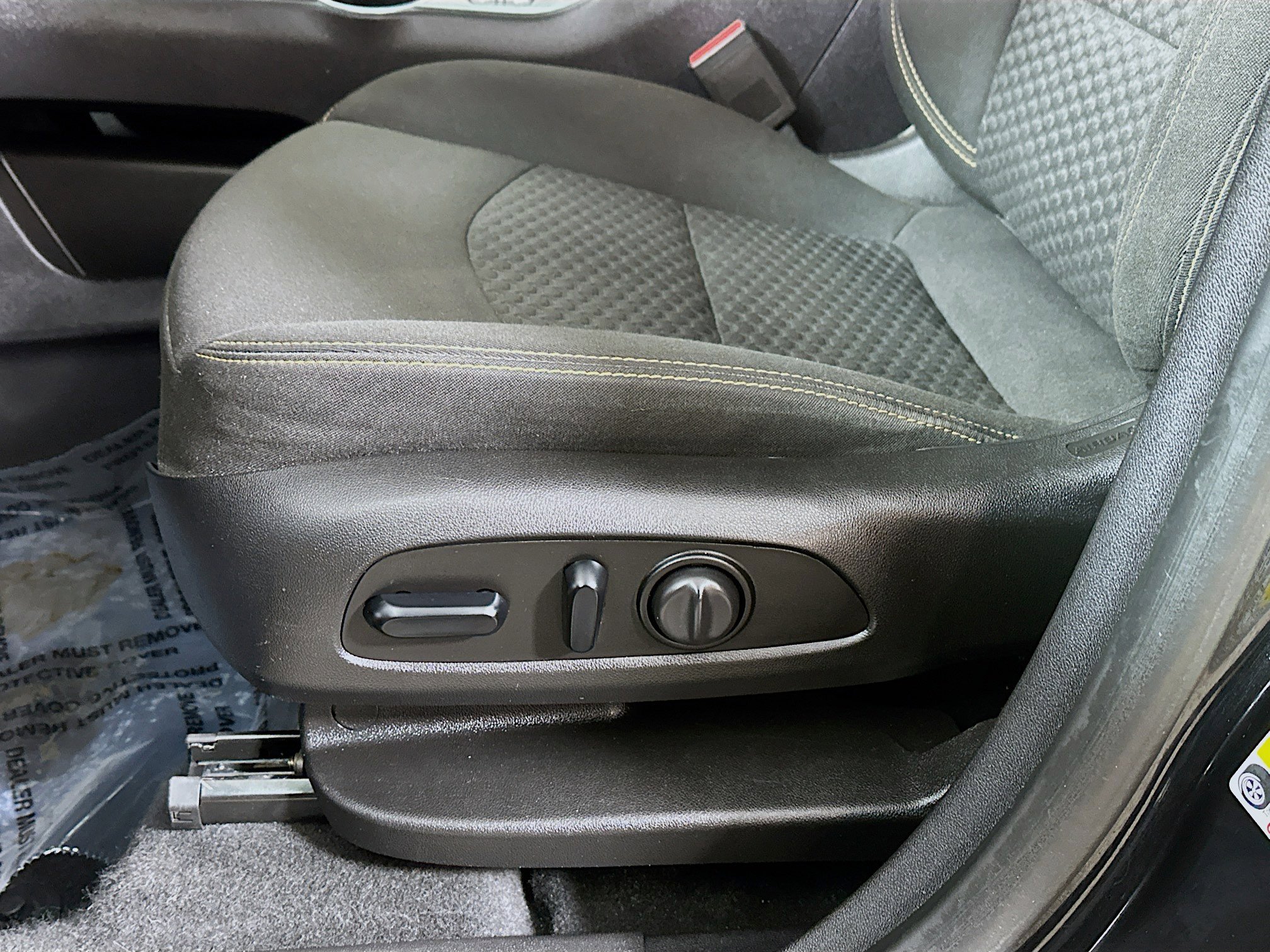 Used 2019 GMC Terrain SLE w/ Driver Convenience Package image 18