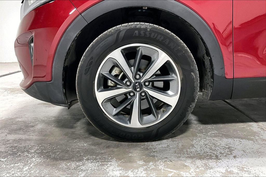 Used 2019 Kia Sorento EX image 11