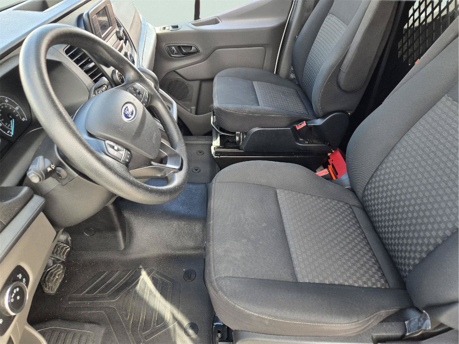 Used 2022 Ford Transit 250 Low Roof w/ Exterior Upgrade Package RWD image 12