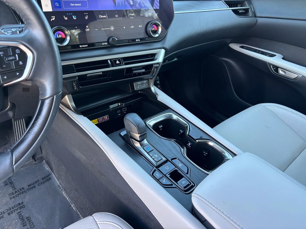 Used 2023 Lexus RX 350h w/ Cold Area Package AWD/4WD image 40