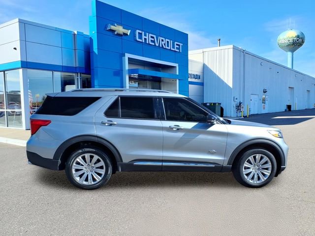 Used 2023 Ford Explorer King Ranch w/ Technology Package image 2