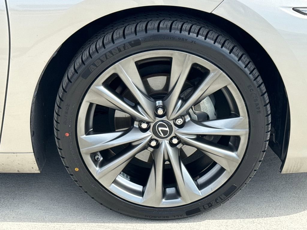 Used 2019 Lexus ES 350 F Sport w/ Accessory Package 2 image 11