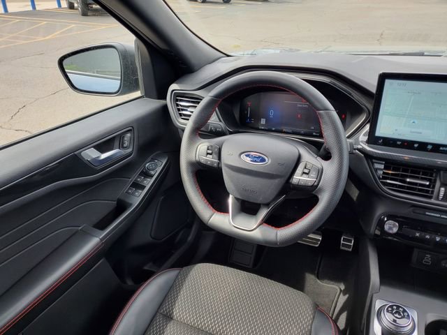 Used 2024 Ford Escape ST-Line w/ Tech Pack #1 AWD/4WD image 8