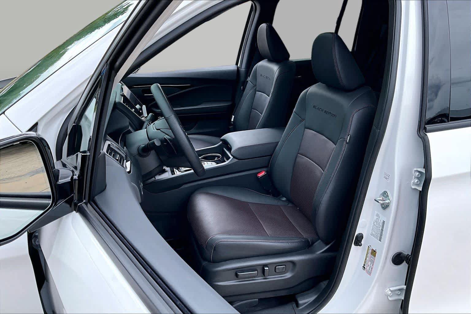 Certified 2026 Honda Ridgeline Black Edition image 8