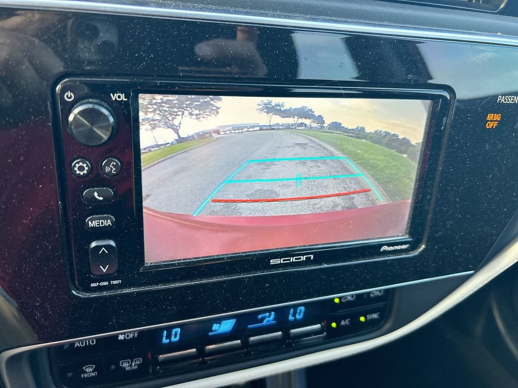Used 2016 Scion iM FWD image 22
