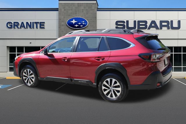 Used 2025 Subaru Outback Premium AWD/4WD image 8