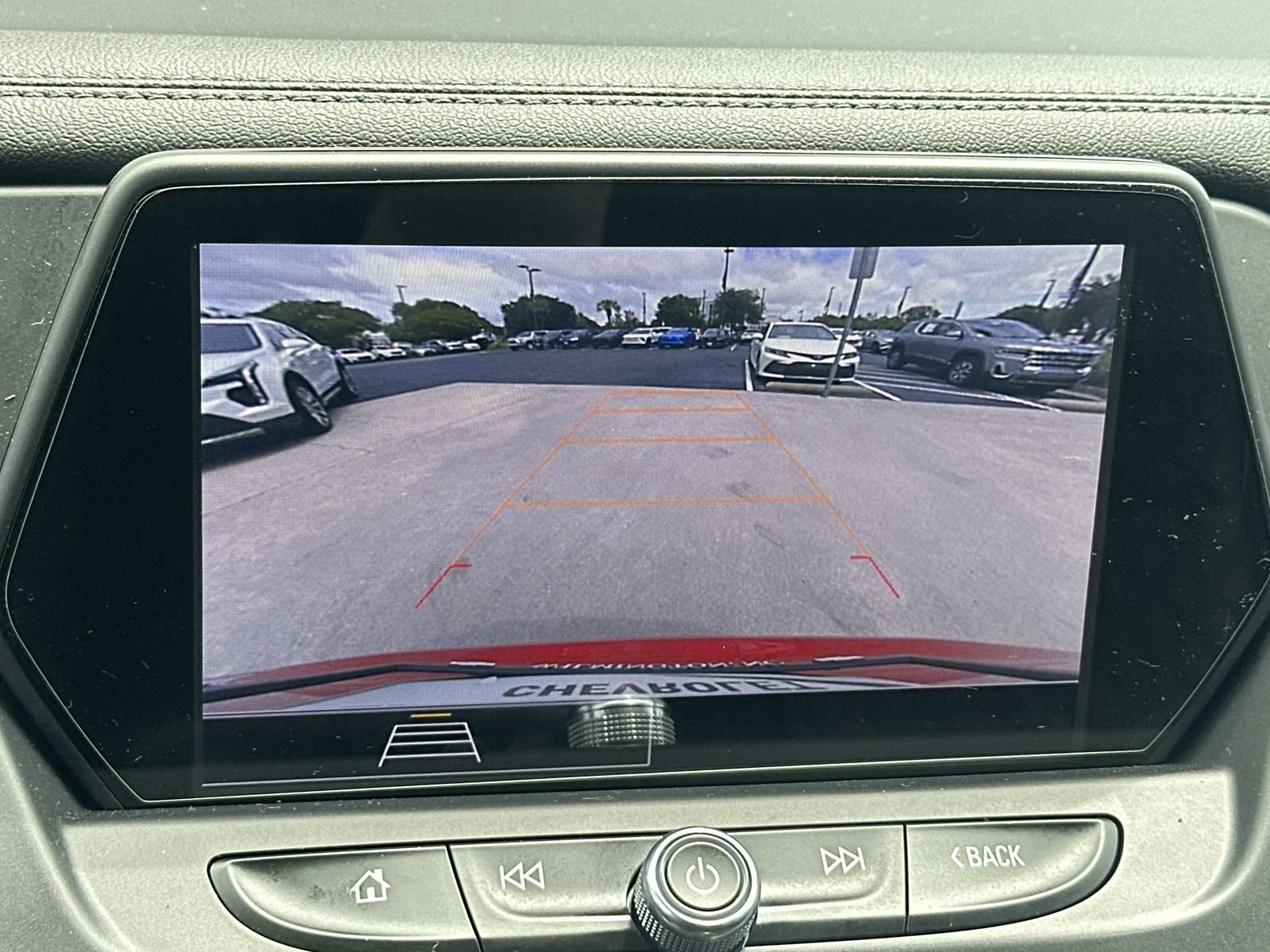 Used 2021 Chevrolet Blazer LT FWD image 27