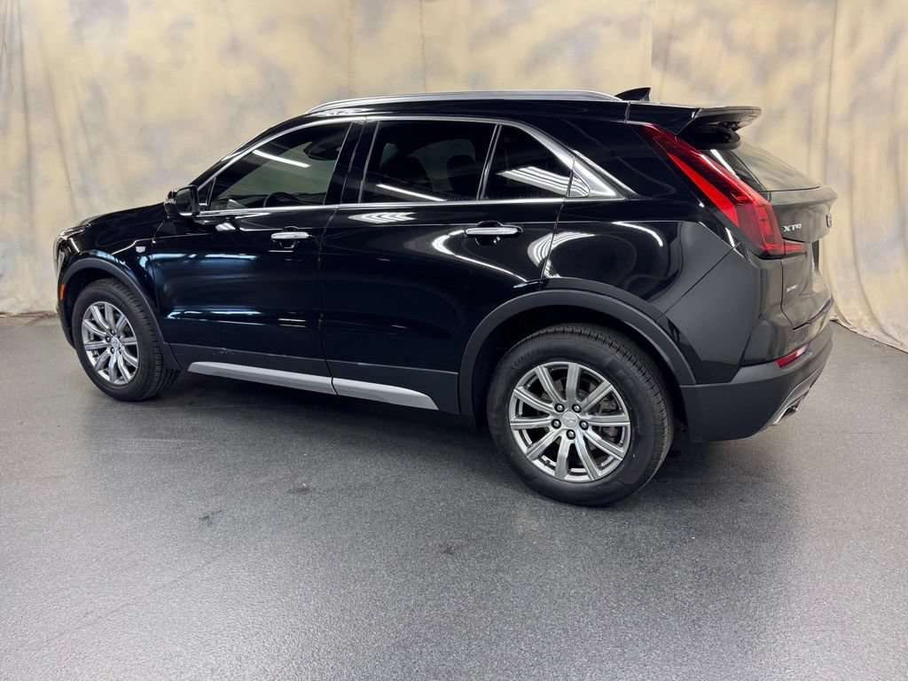 Used 2023 Cadillac XT4 Premium Luxury AWD/4WD image 4