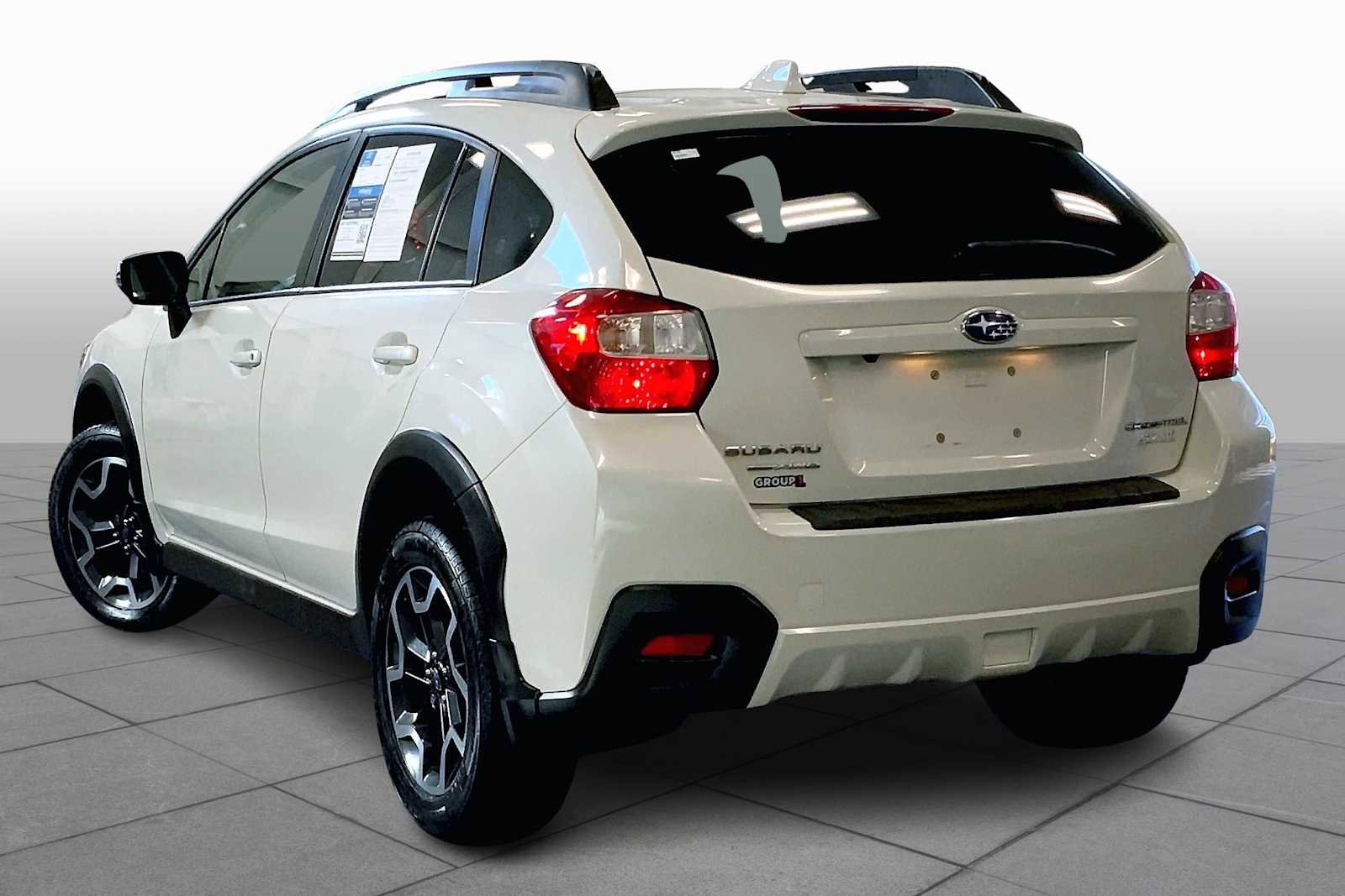 Used 2017 Subaru Crosstrek 2.0i Limited image 11