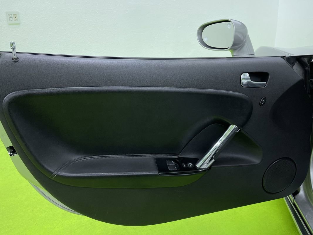 Used 2007 Saturn Sky Red Line image 16