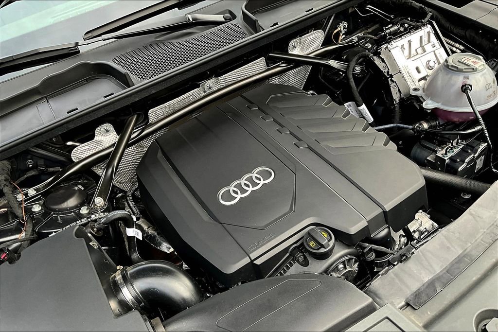 Used 2025 Audi Q5 2.0T Premium Plus w/ Premium Plus Package image 31