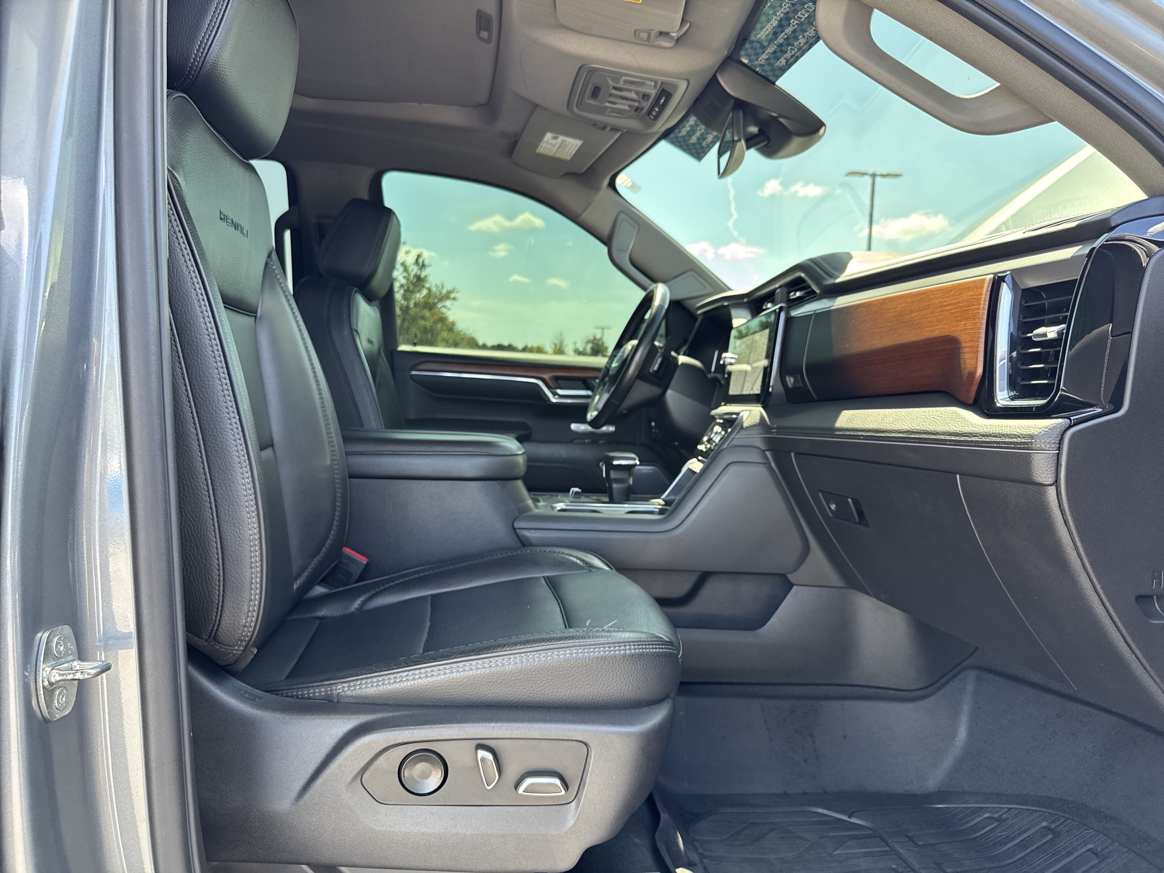 Used 2023 GMC Sierra 1500 Denali AWD/4WD image 34