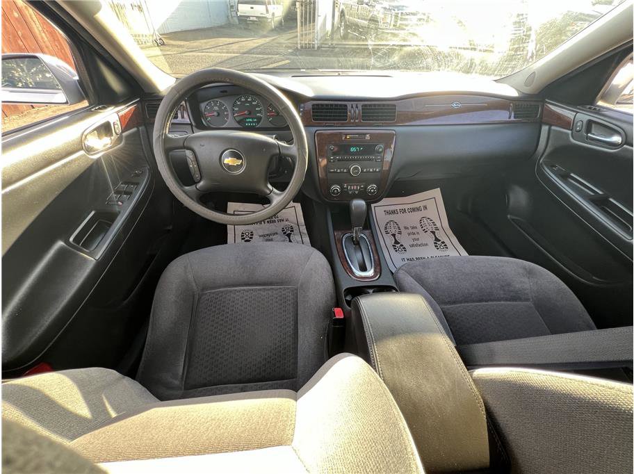 Used 2010 Chevrolet Impala LS image 11