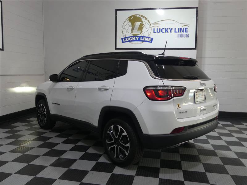 Used 2023 Jeep Compass Limited AWD/4WD image 11