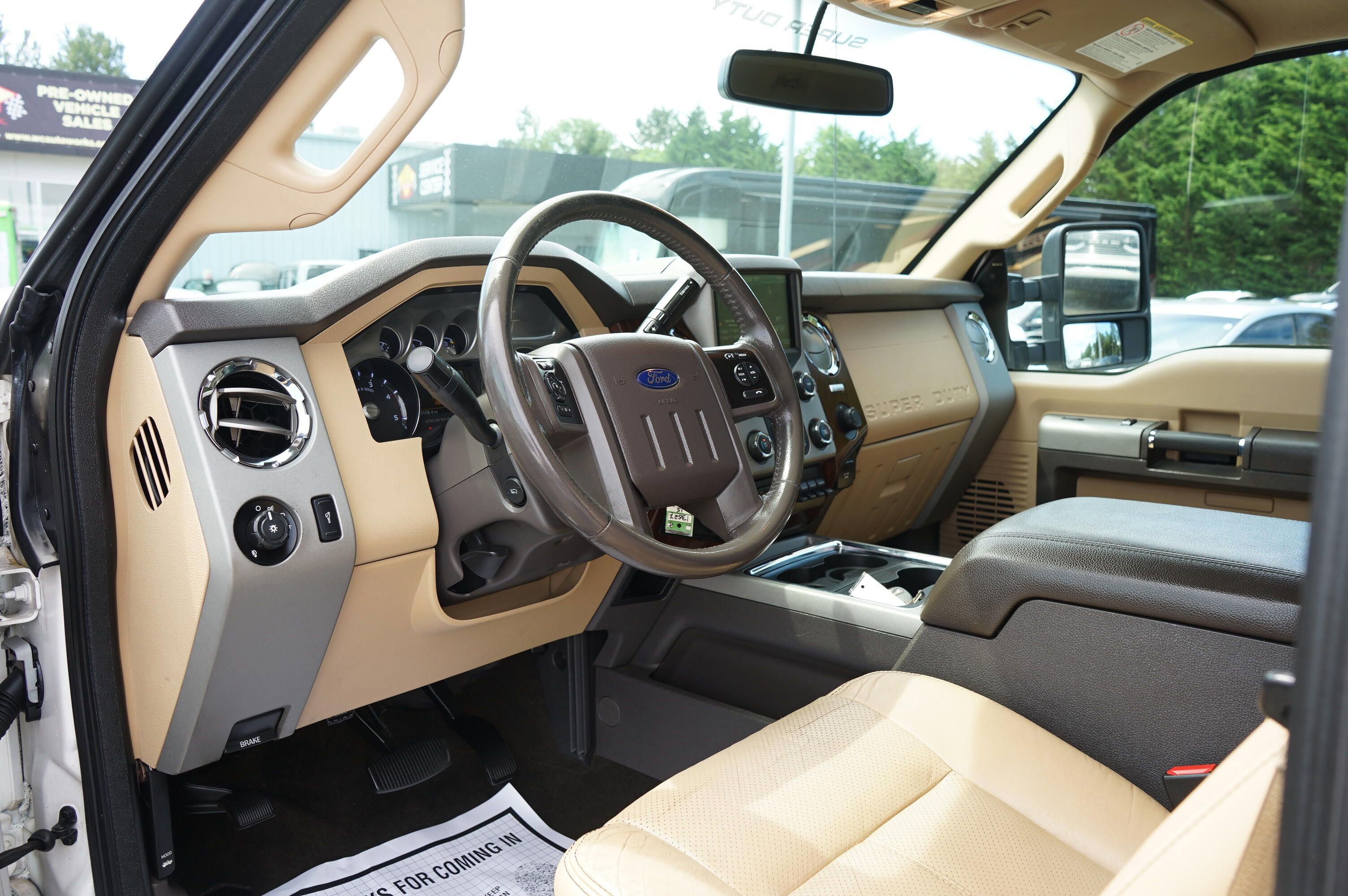 Used 2015 Ford F350 Lariat w/ Lariat Ultimate Package AWD/4WD image 12