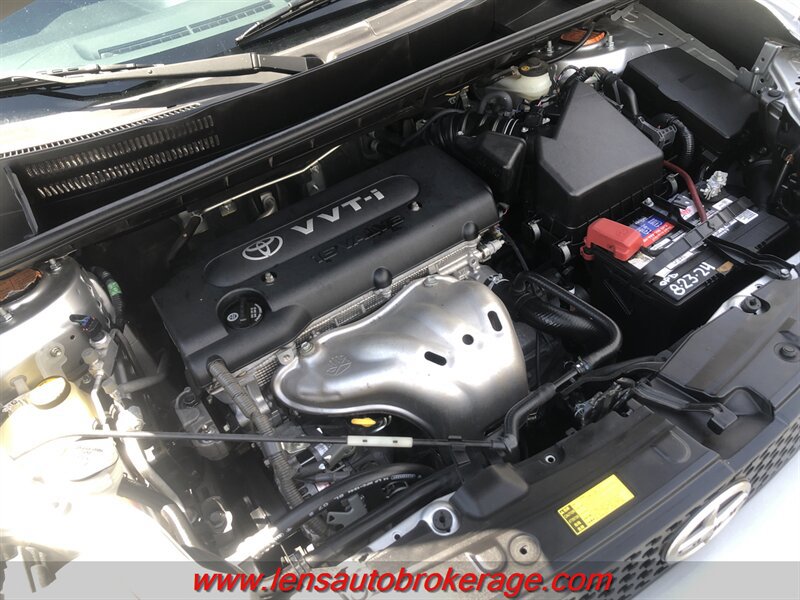 Used 2010 Scion xB FWD image 22