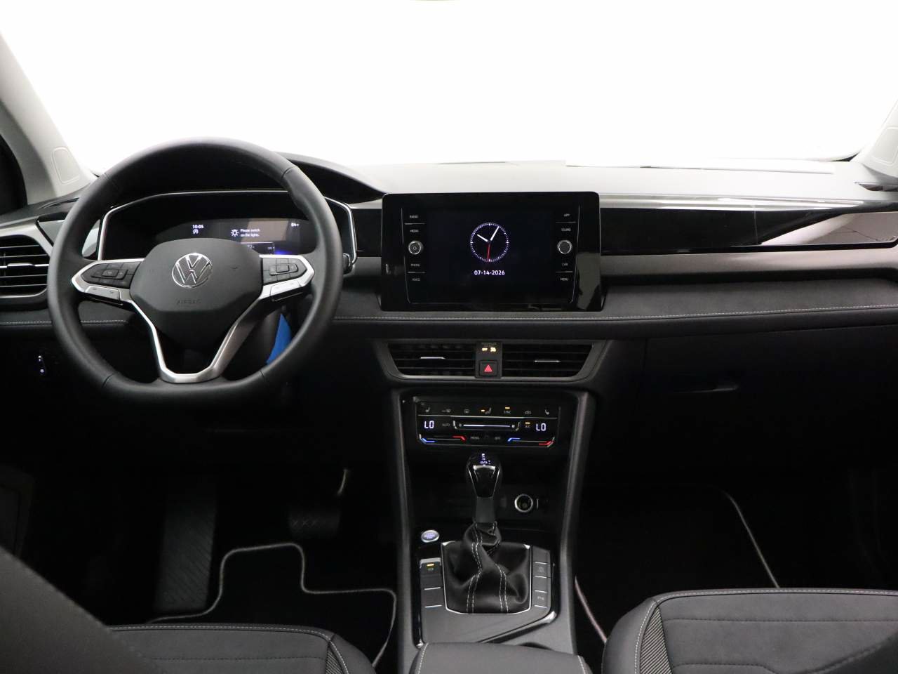 New 2026 Volkswagen Taos SE FWD image 12