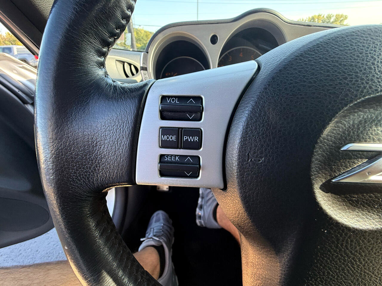 Used 2006 Nissan 350Z Touring image 17