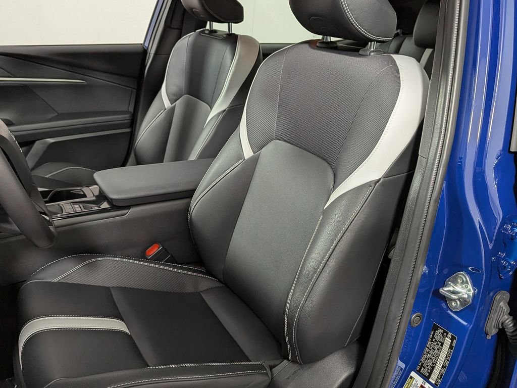 Certified 2025 Toyota Camry SE AWD/4WD image 17