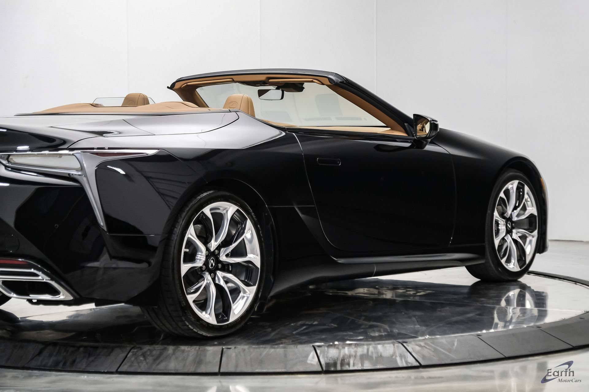 Used 2021 Lexus LC 500 Convertible w/ Touring Package RWD image 24