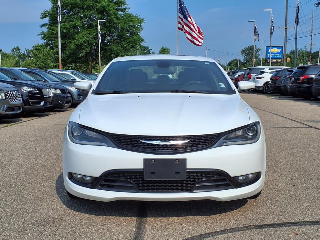 Used 2016 Chrysler 200 S w/ Sun & Sound Group AWD/4WD video 2