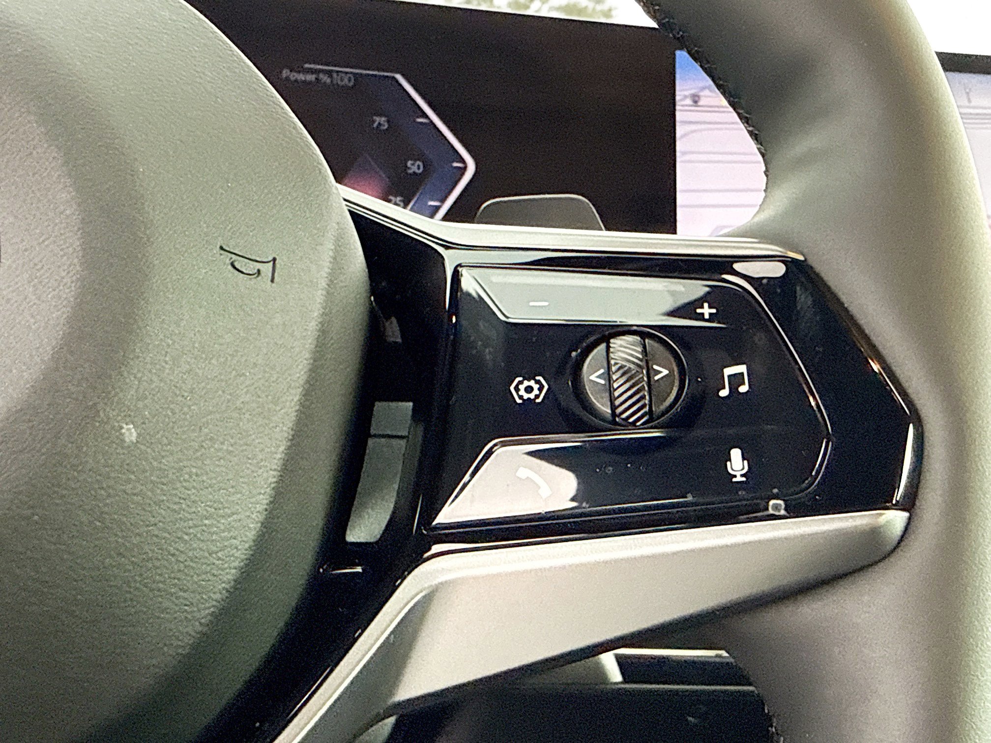 Used 2026 BMW 540i xDrive image 38