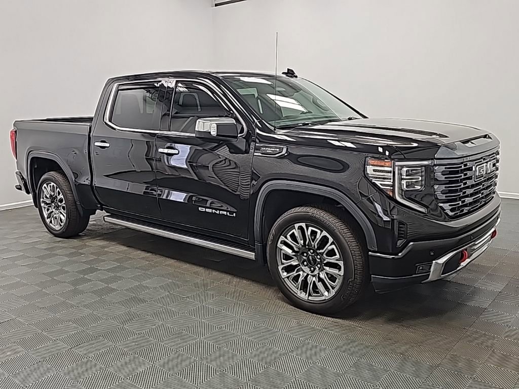 Used 2023 GMC Sierra 1500 Denali Ultimate image 2