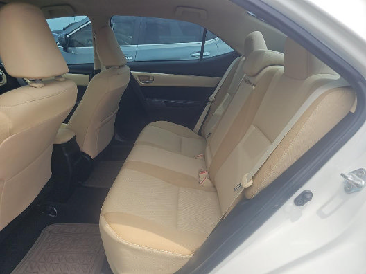 Used 2018 Toyota Corolla LE FWD image 7