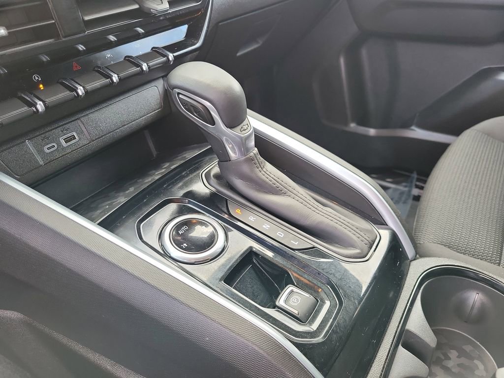 Used 2023 Chevrolet Colorado LT w/ LT Convenience Package image 32