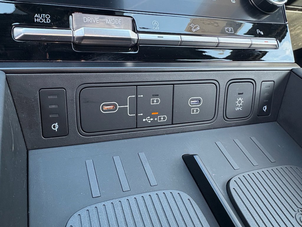 Used 2025 Hyundai Santa Fe Calligraphy image 26