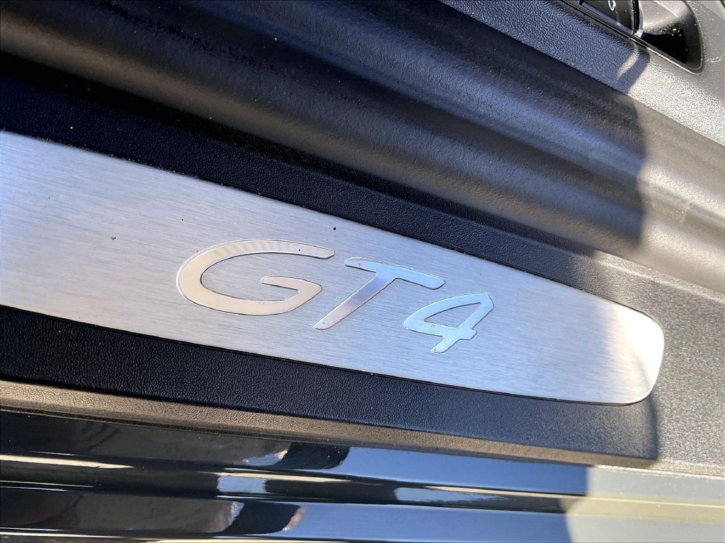 Certified 2021 Porsche 718 Cayman GT4 RWD image 32