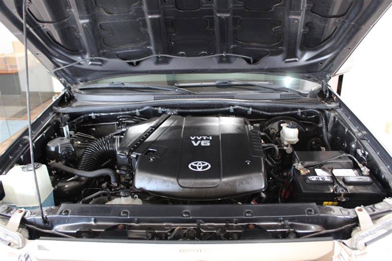 Used 2013 Toyota Tacoma 4x4 Double Cab w/ Limited Pkg image 14