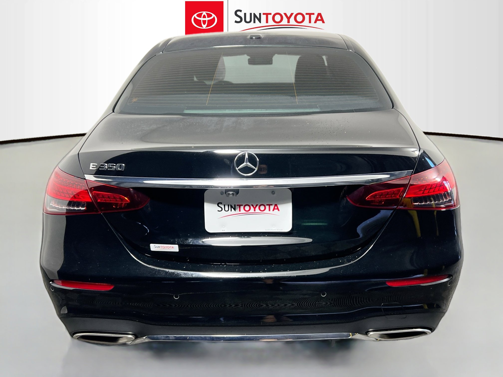 Used 2022 Mercedes-Benz E 350 Sedan image 5