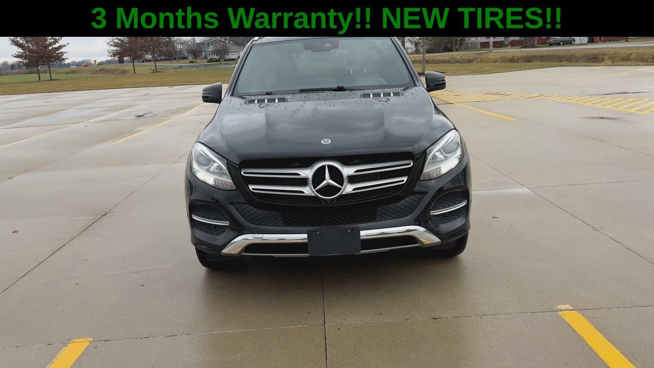 Used 2019 Mercedes-Benz GLE 400 4MATIC w/ Premium 1 Package image 4
