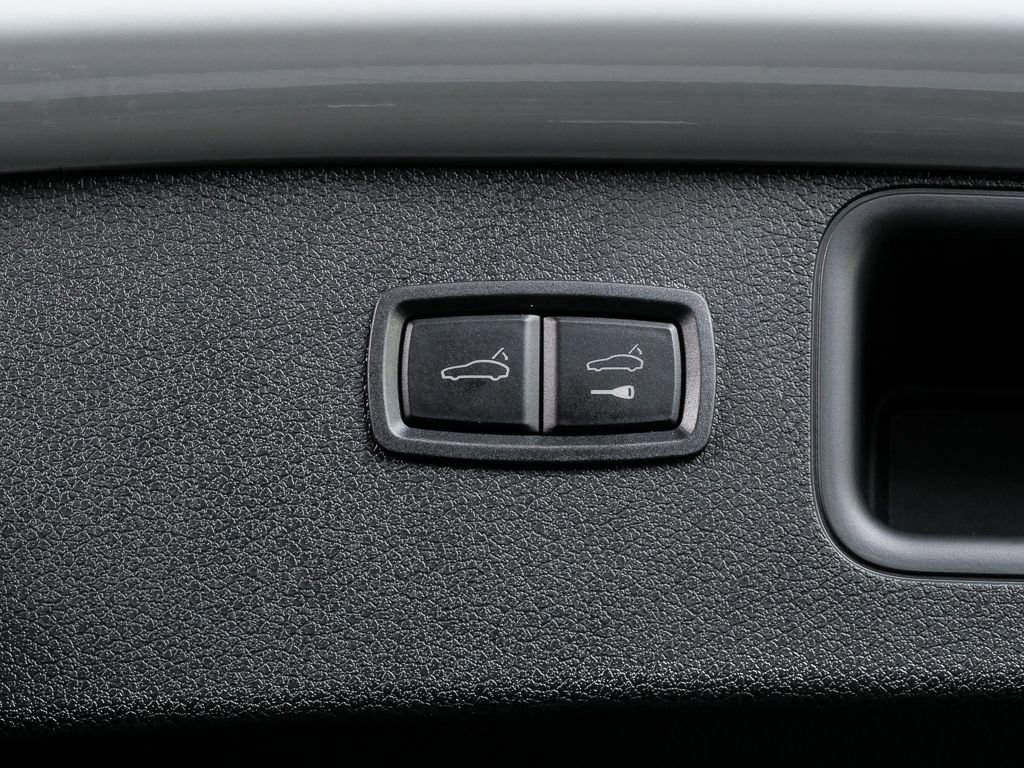 New 2026 Porsche Macan S image 32