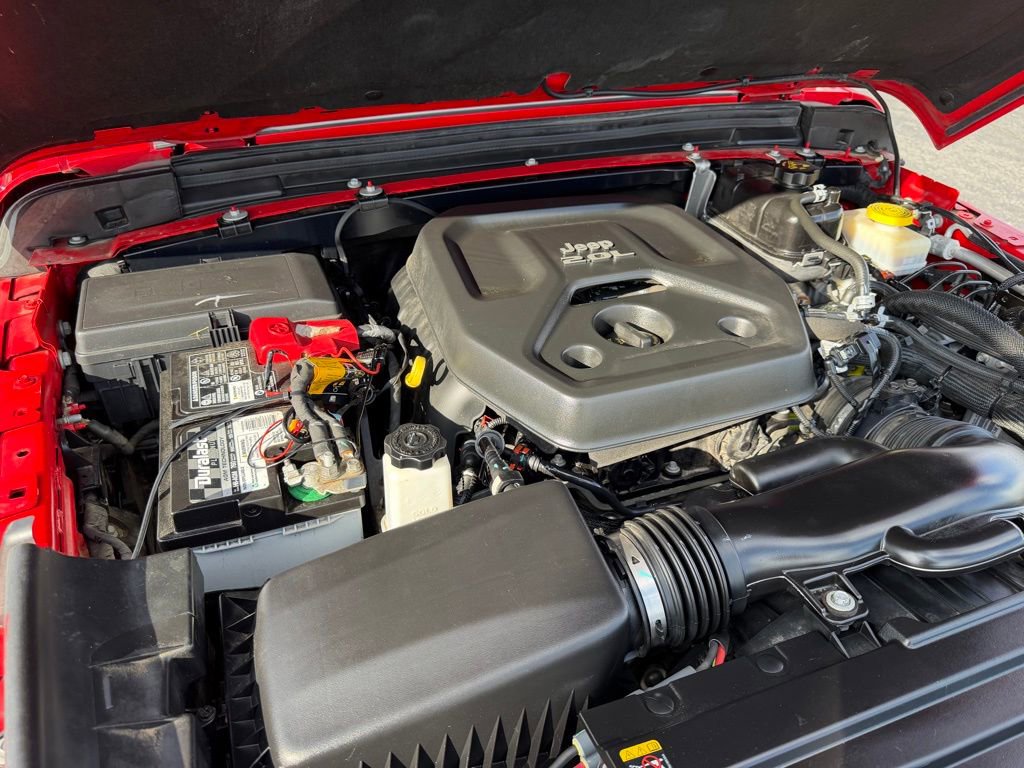 Used 2021 Jeep Wrangler Unlimited Sahara image 35