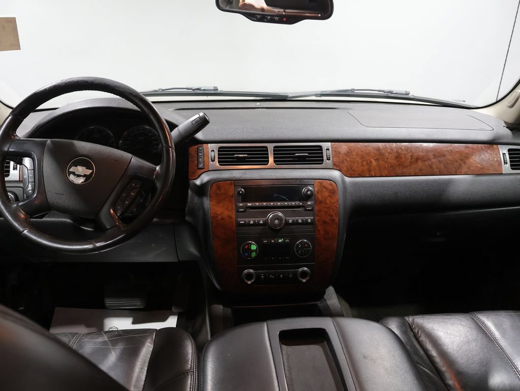 Used 2007 Chevrolet Avalanche LT w/ LT Preferred Equipment Group AWD/4WD image 17