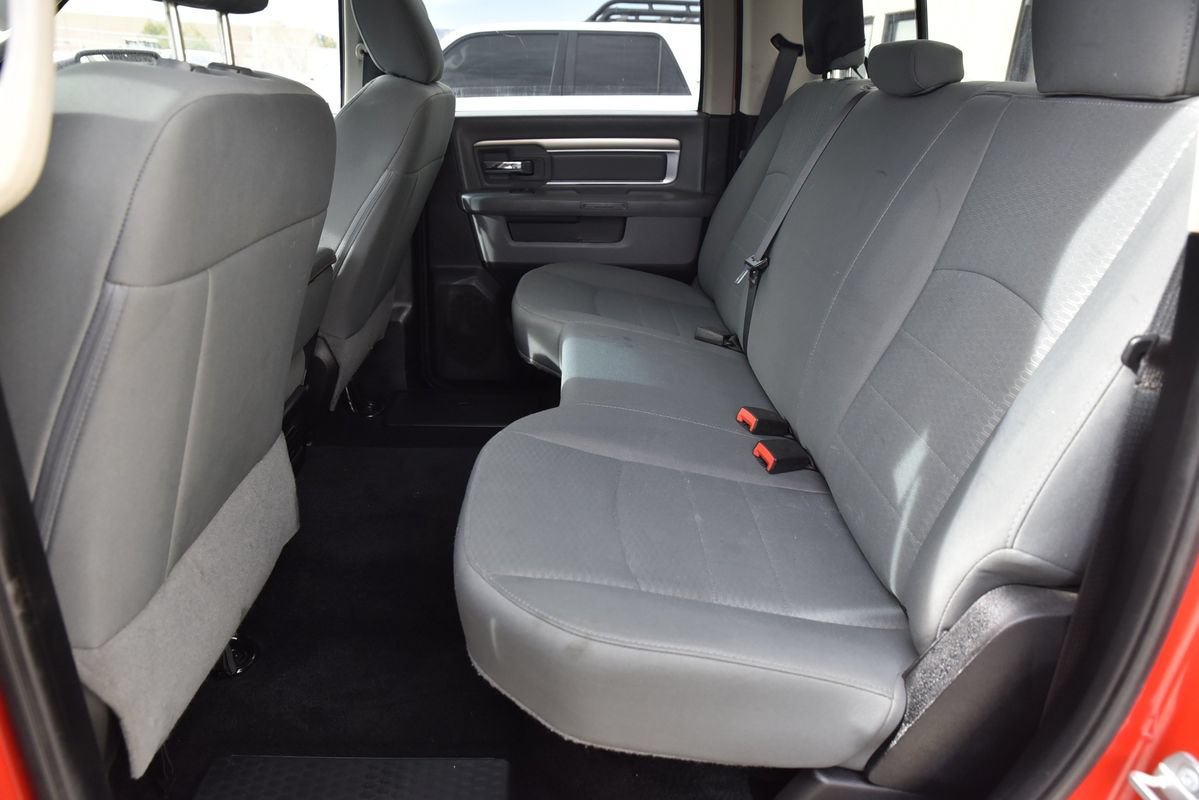 Used 2017 RAM 1500 Classic SLT AWD/4WD image 14