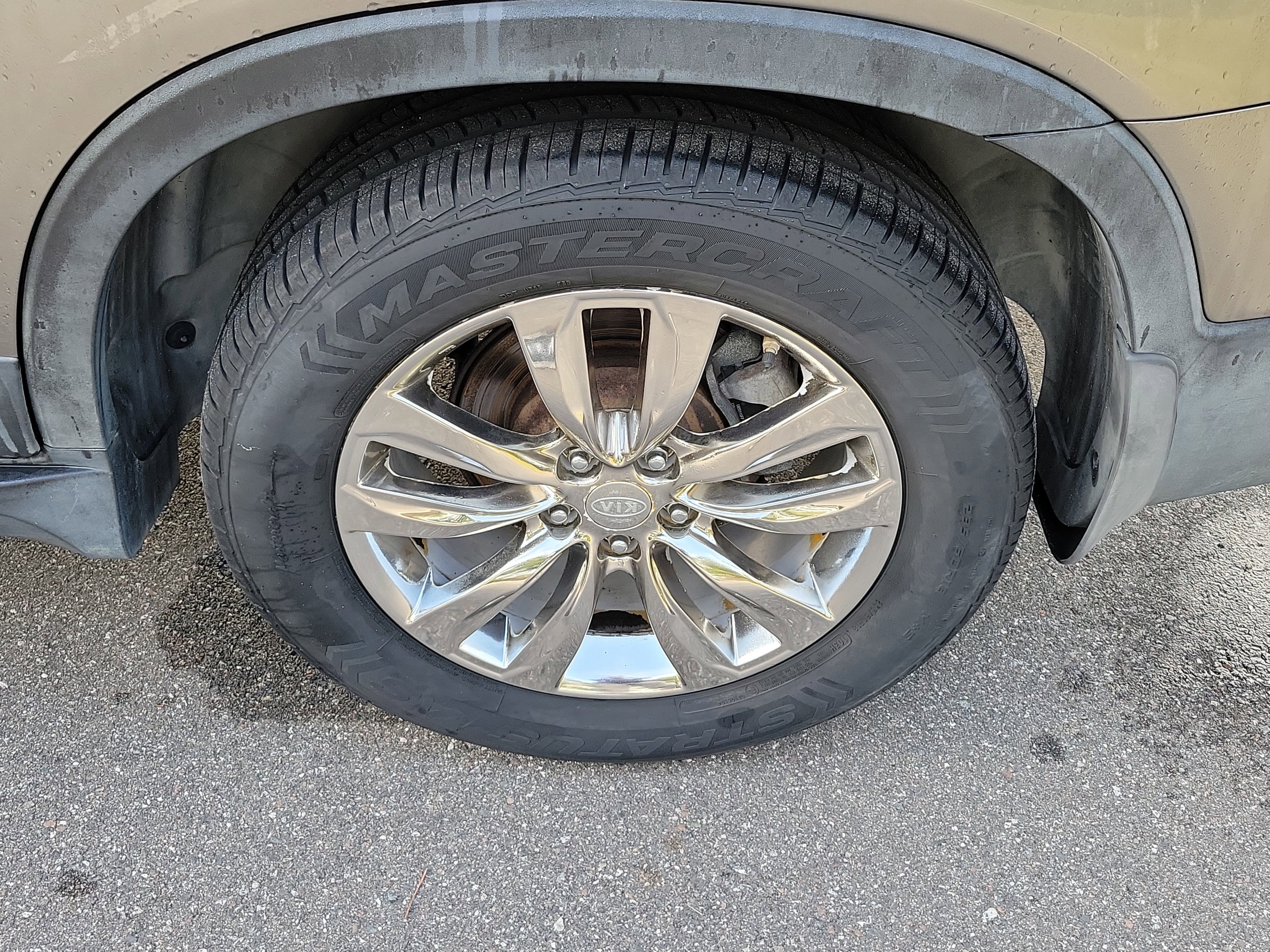 Used 2011 Kia Sorento EX w/ Limited Pkg image 48