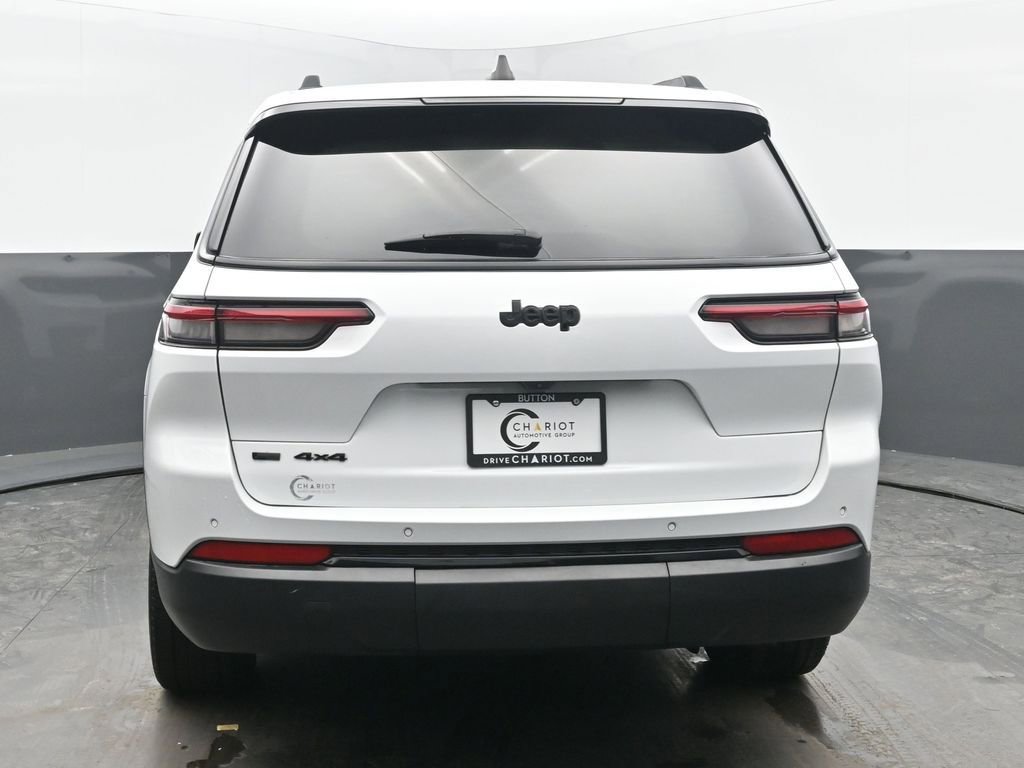 Used 2023 Jeep Grand Cherokee L Altitude image 5
